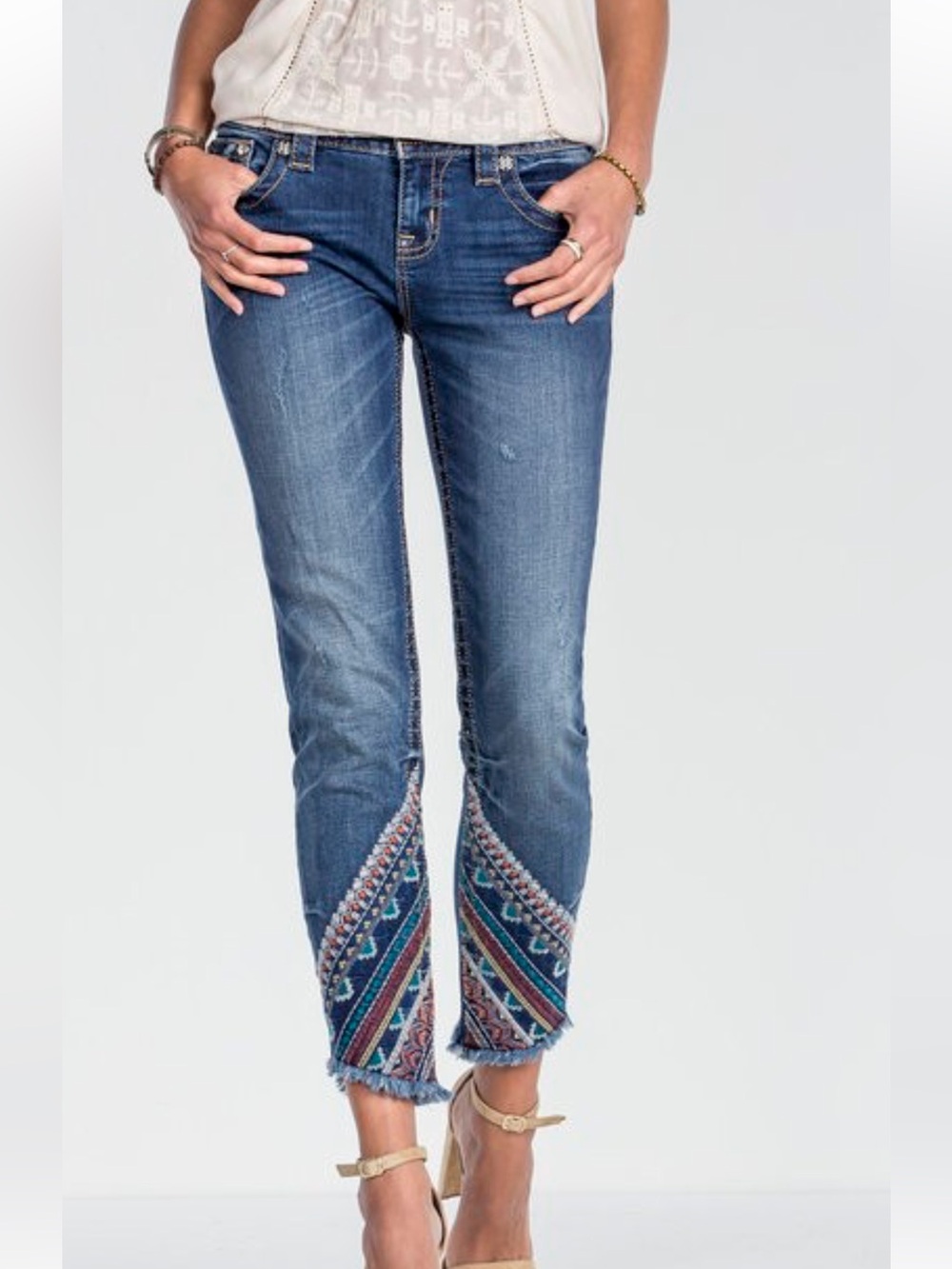 Miss Me Limited Edition embroidered ankle skinny jeans